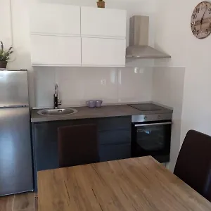 https://apartment-maja-zadar.hotelinzadar.com