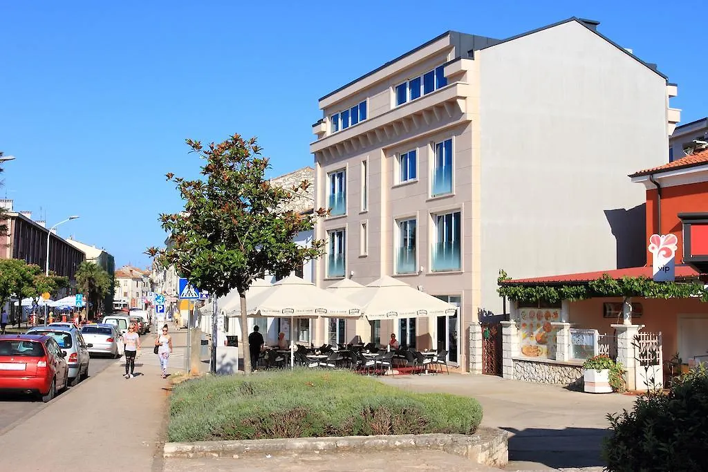 Apartments Riva-Interauto Umag 0*,