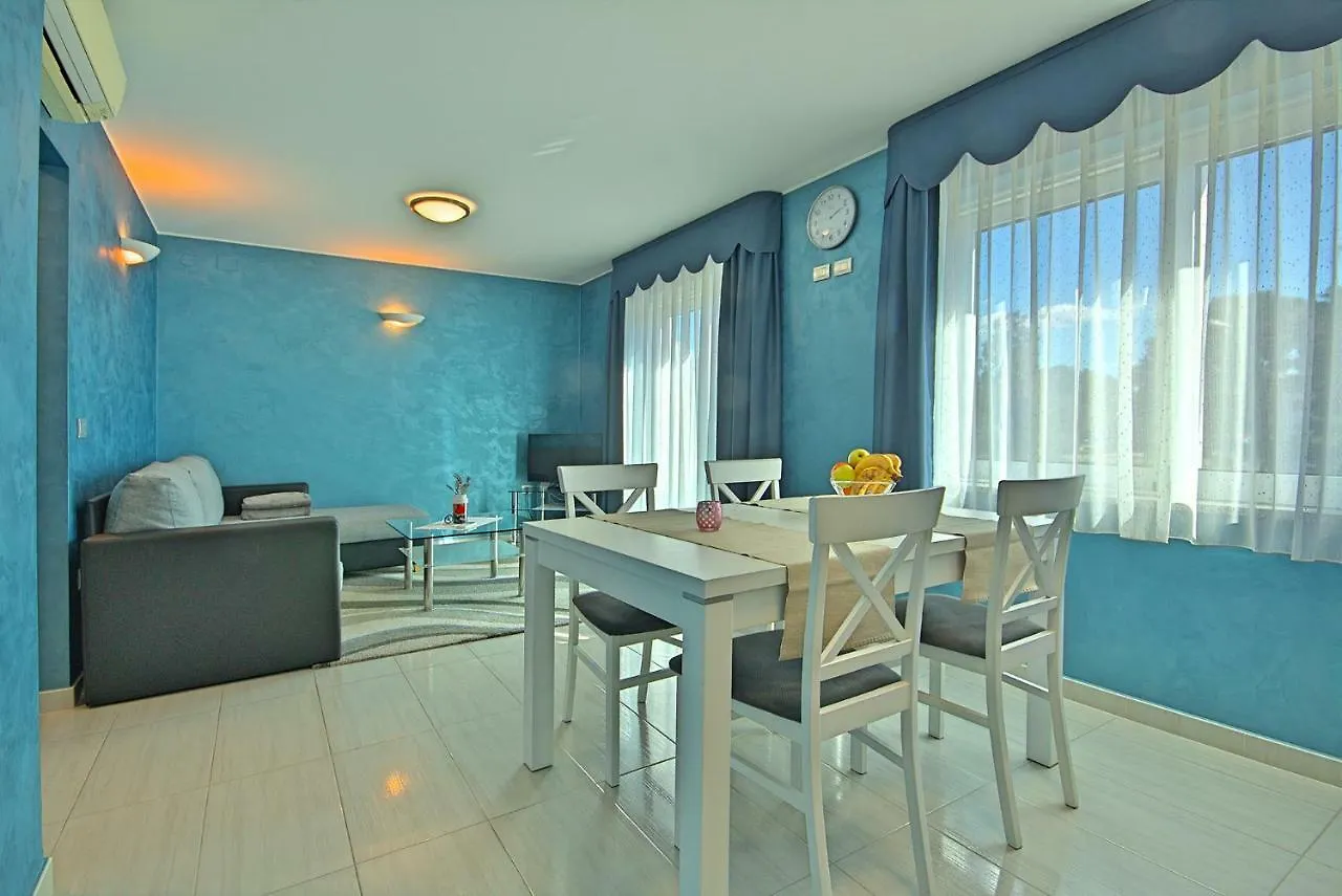 Apartments Riva-Interauto Umag