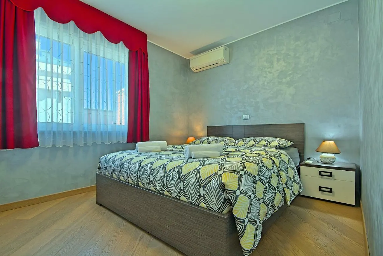 Apartments Riva-Interauto Umag