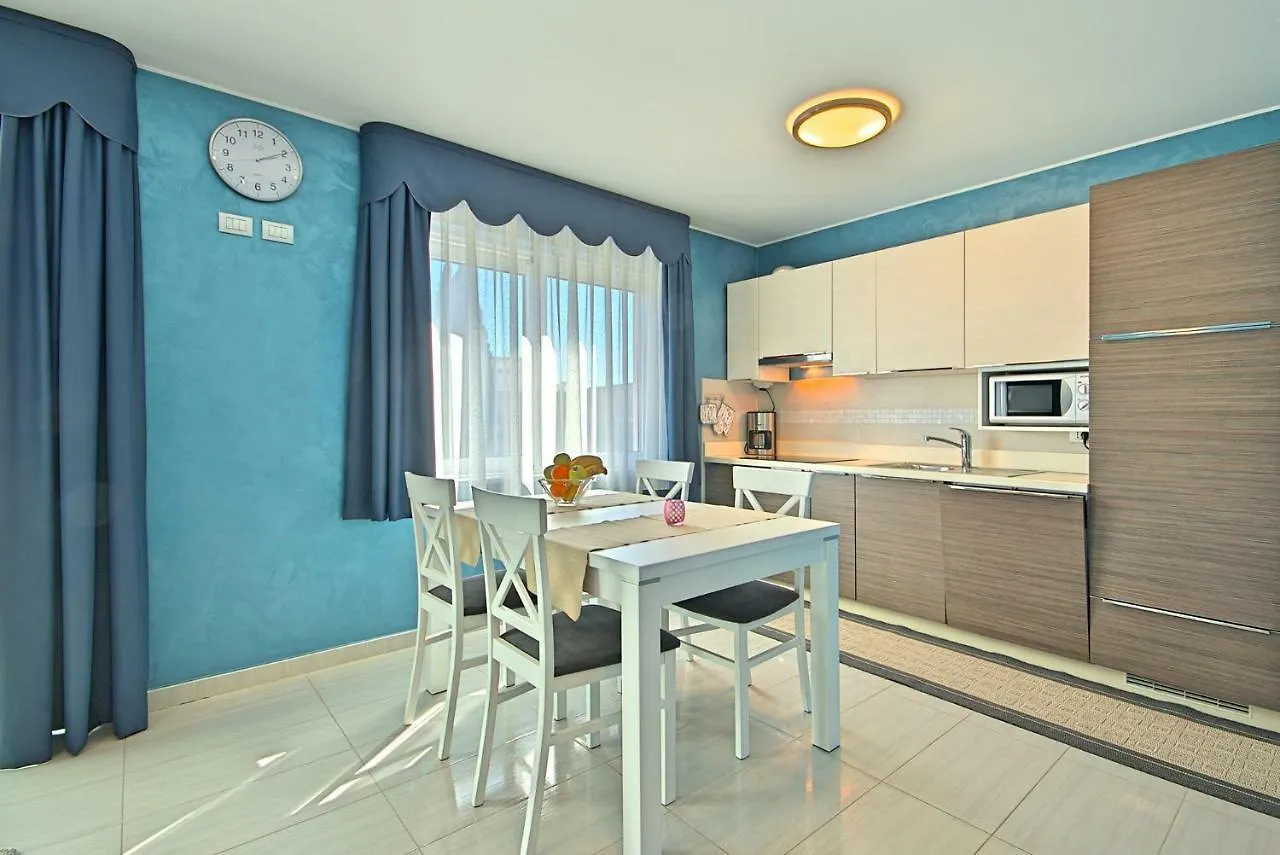 Apartments Riva-Interauto Umag